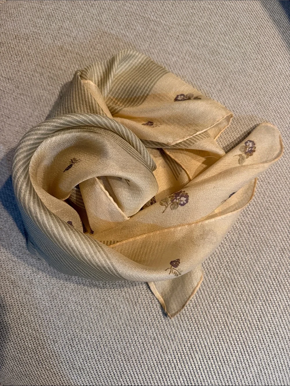 Calvin Klein beige scarf